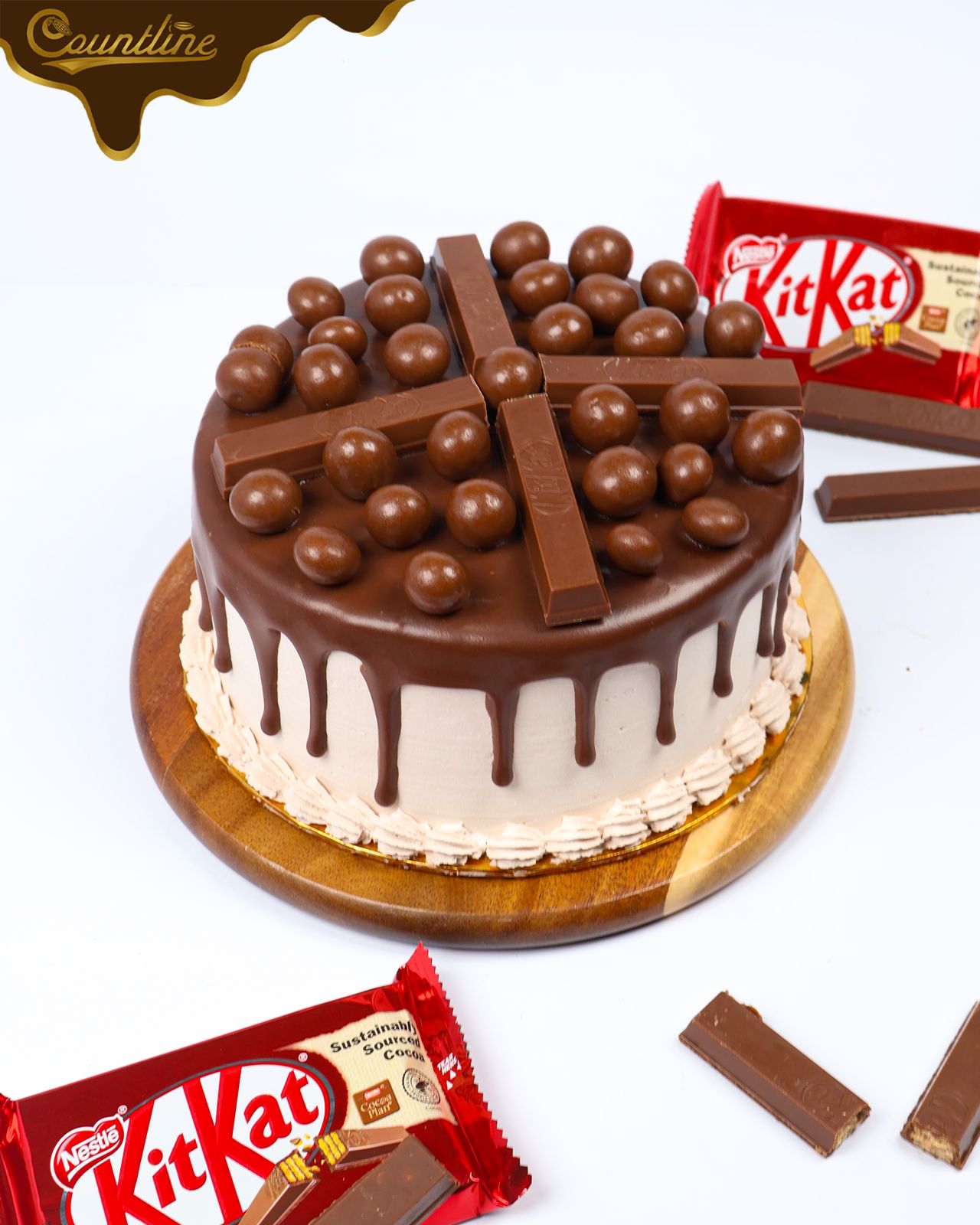 KitKat Cake