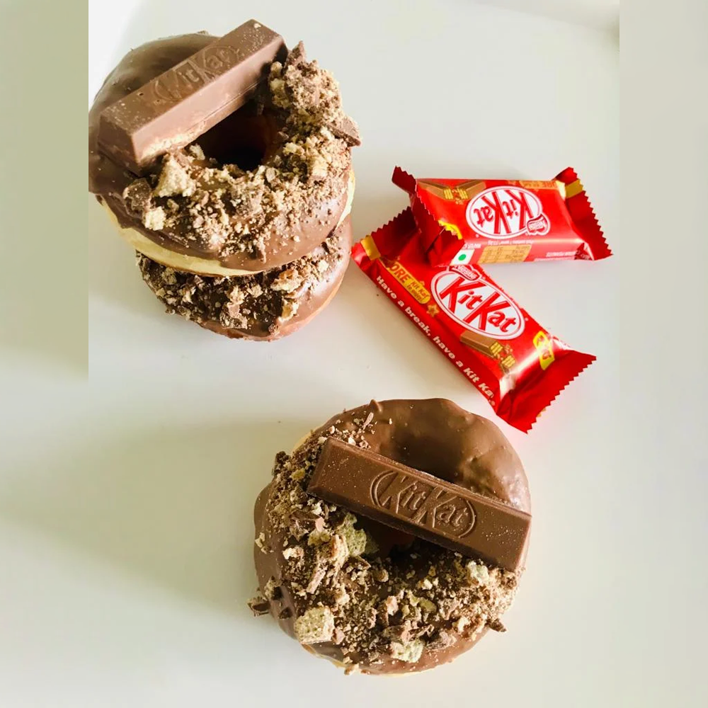Kit kat Doughnut (6 Pcs)