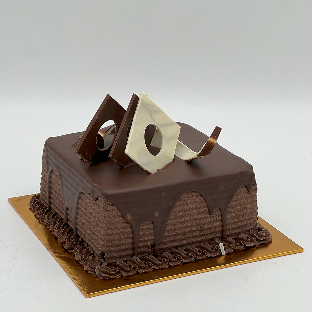 Chocolate Square Cake 7"