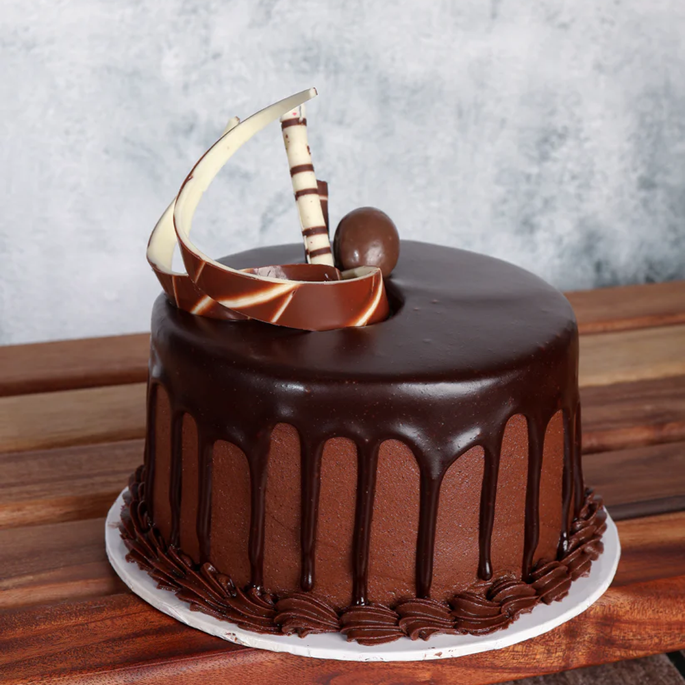 [MVB0591] Matilda Chocolate Cake with a Twist of Hazelnut 6"