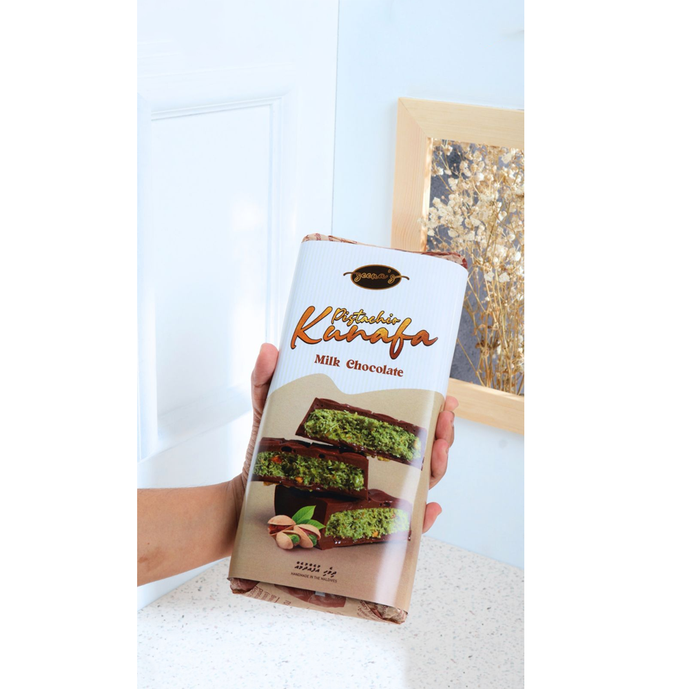 [MVB0625] Pistachio Milk Kunafa Big Bar Chocolate